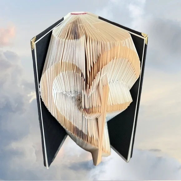 *MADE TO ORDER** “Heart with Cross” Handmade Book Folding 🎁 - Picture 3 of 9